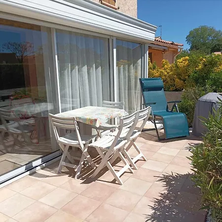 T3 En Duplex Apartment *